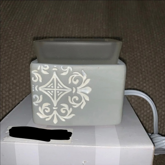 Fitzgerald Warmer - Picture 2 of 2